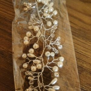 Jewlery and hair piece